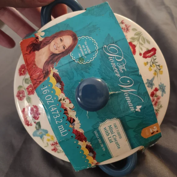 Floral Blue Ceramic Casserole Dish - Picture 4 of 5